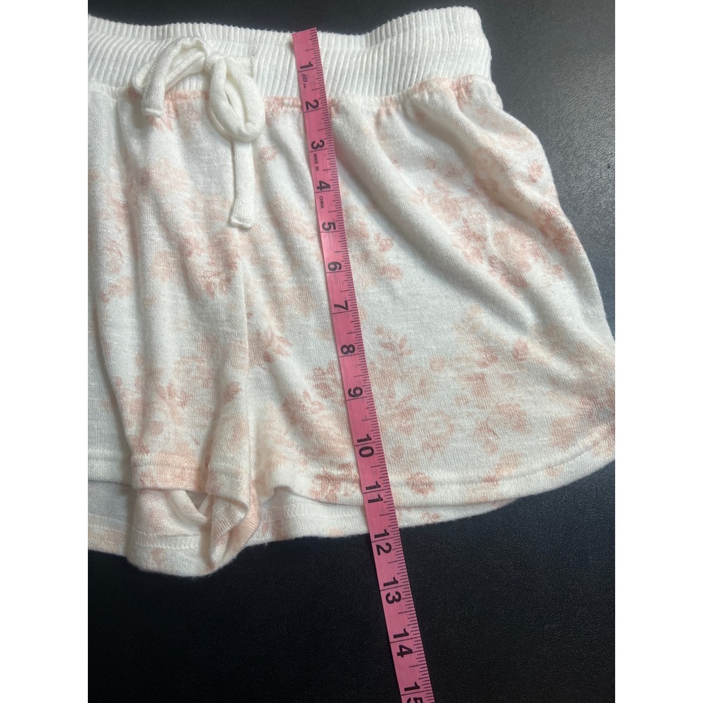 Danskin & Yogalicious Shorts Bundle XS Black Gray Floral Lounge Sweatshorts 3pk - Picture 4 of 10